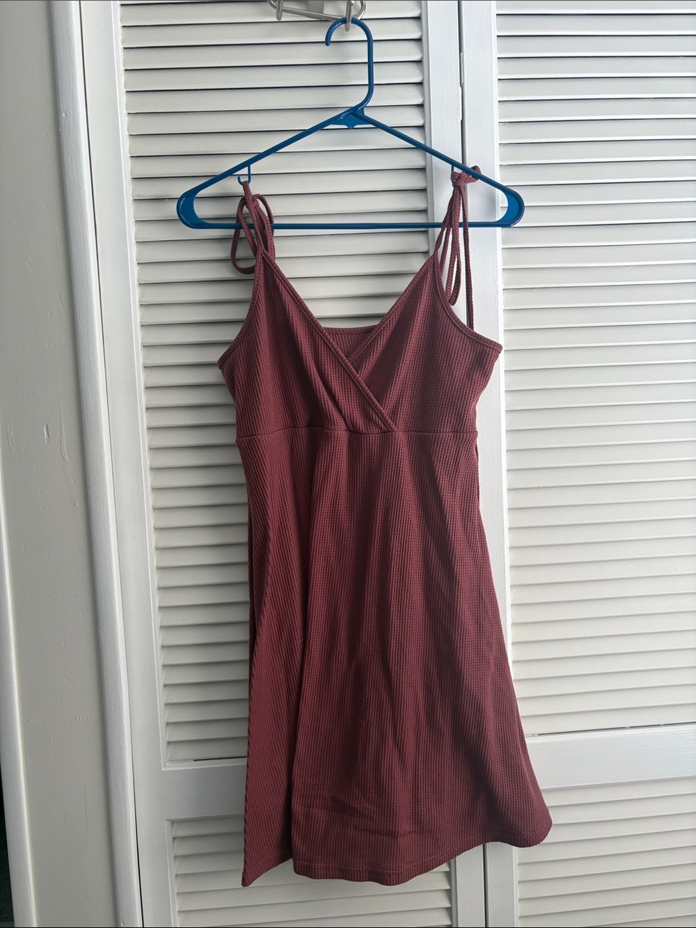 SHEIN Dusty Rose Ribbed V-Neck Mini Slip Dress